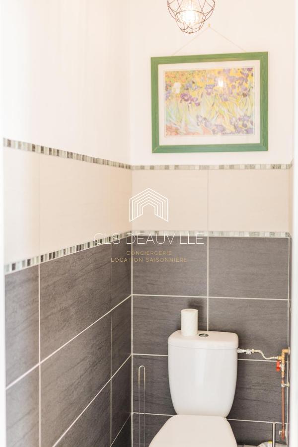 Appartement Les Mouettes C.L.S โดวีลล์ ภายนอก รูปภาพ